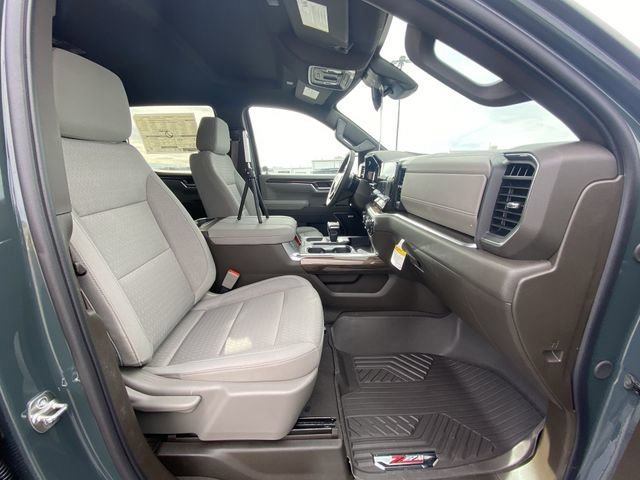 New 2026 Chevrolet Silverado 1500 LT Trail Boss w/ Safety Package image 24