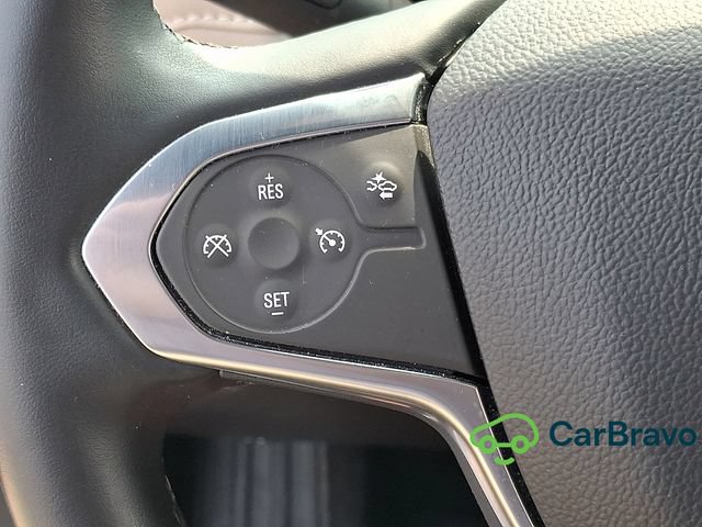 Certified 2023 Chevrolet Traverse LT FWD image 23