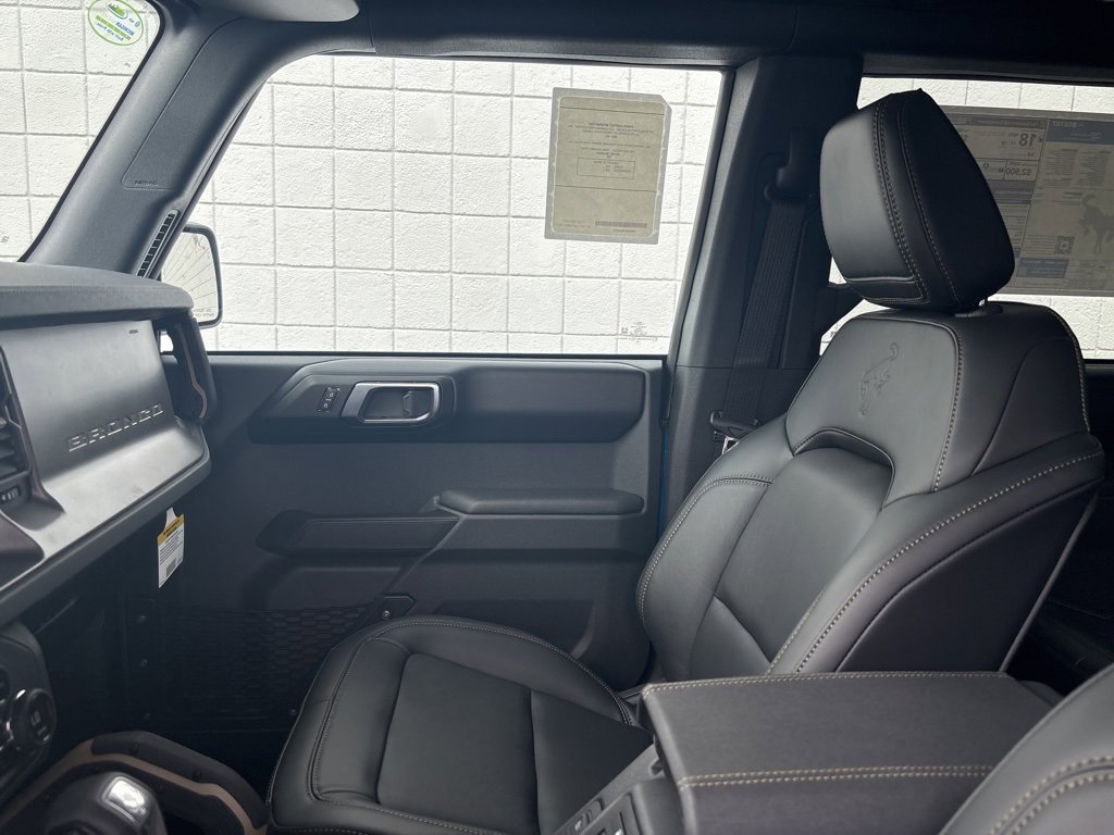 New 2025 Ford Bronco Badlands w/ Sasquatch Package image 11