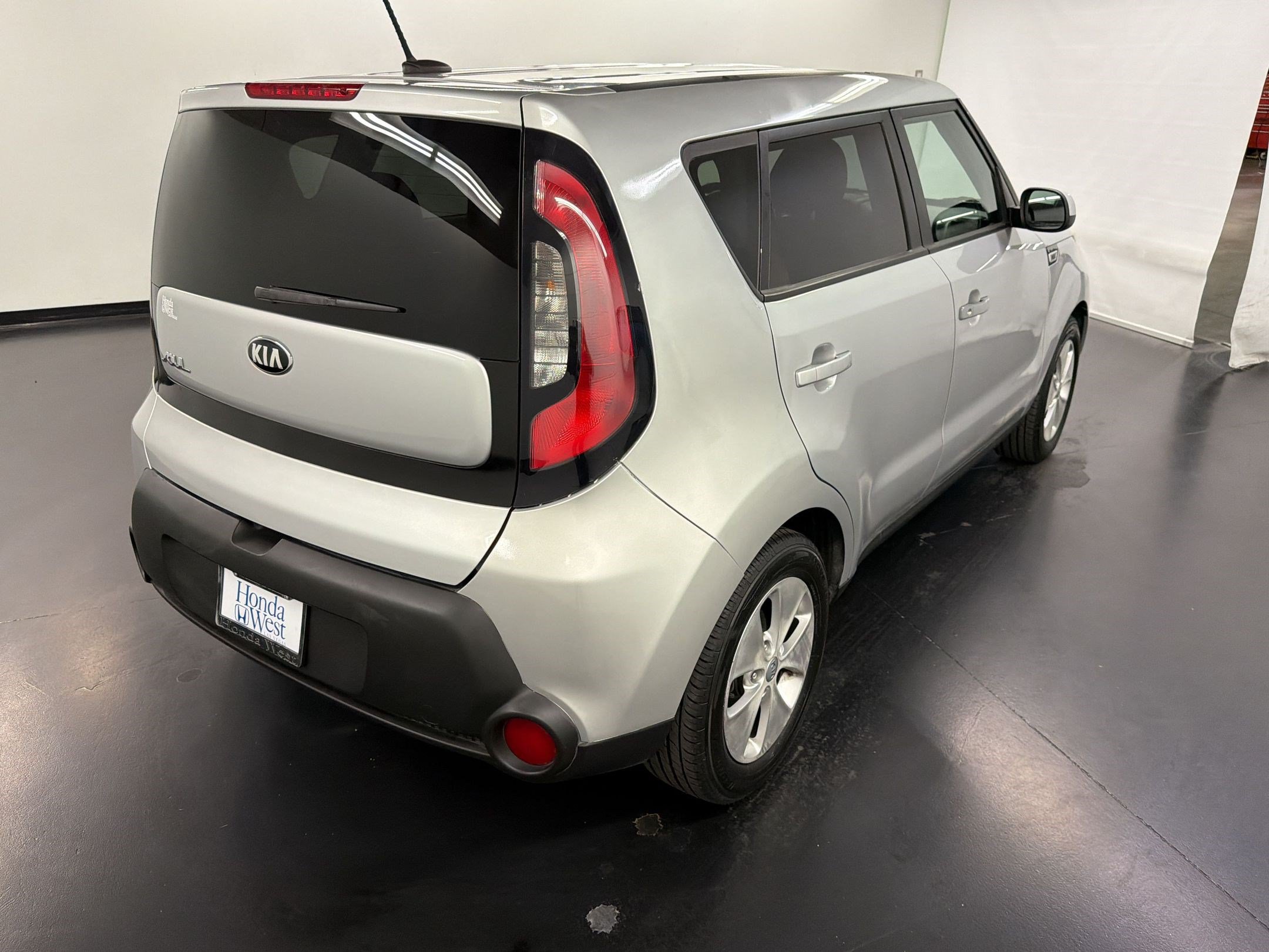Used 2015 Kia Soul FWD image 9