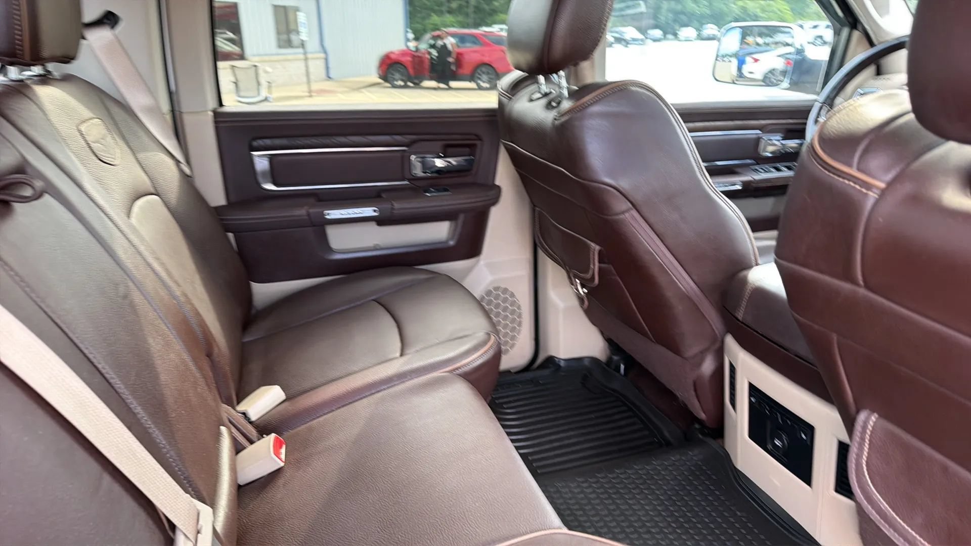 Used 2015 RAM 3500 Laramie Longhorn w/ Convenience Group AWD/4WD image 59