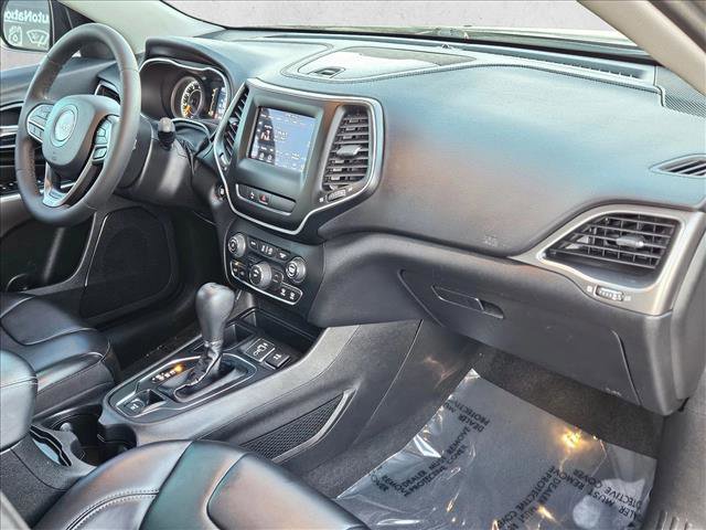 Used 2020 Jeep Cherokee Latitude Plus image 20