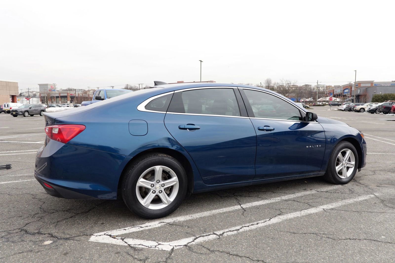 Used 2019 Chevrolet Malibu LS image 9