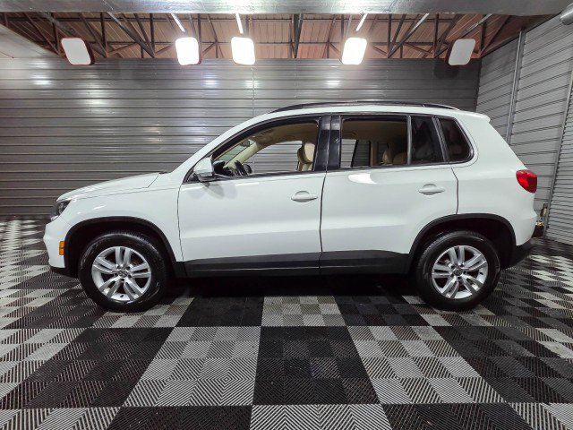 Used 2017 Volkswagen Tiguan S image 8
