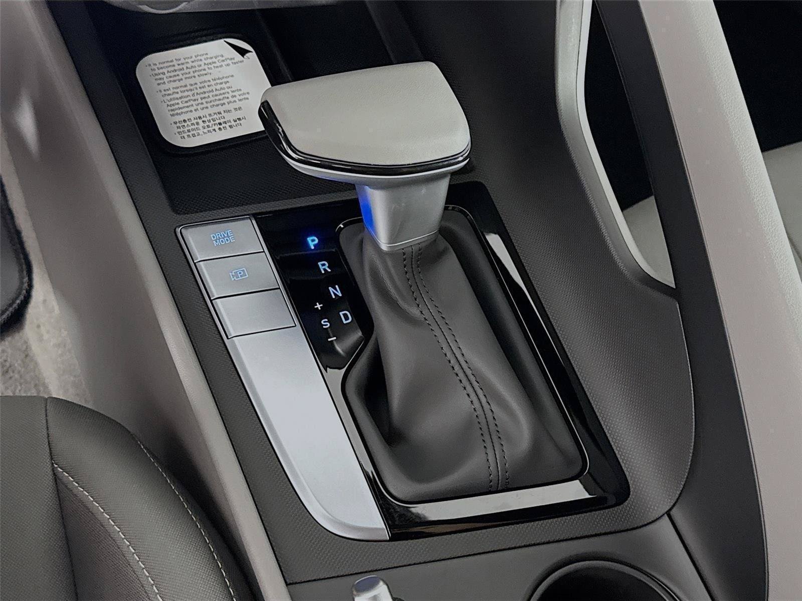 New 2026 Hyundai Elantra Sport FWD image 17