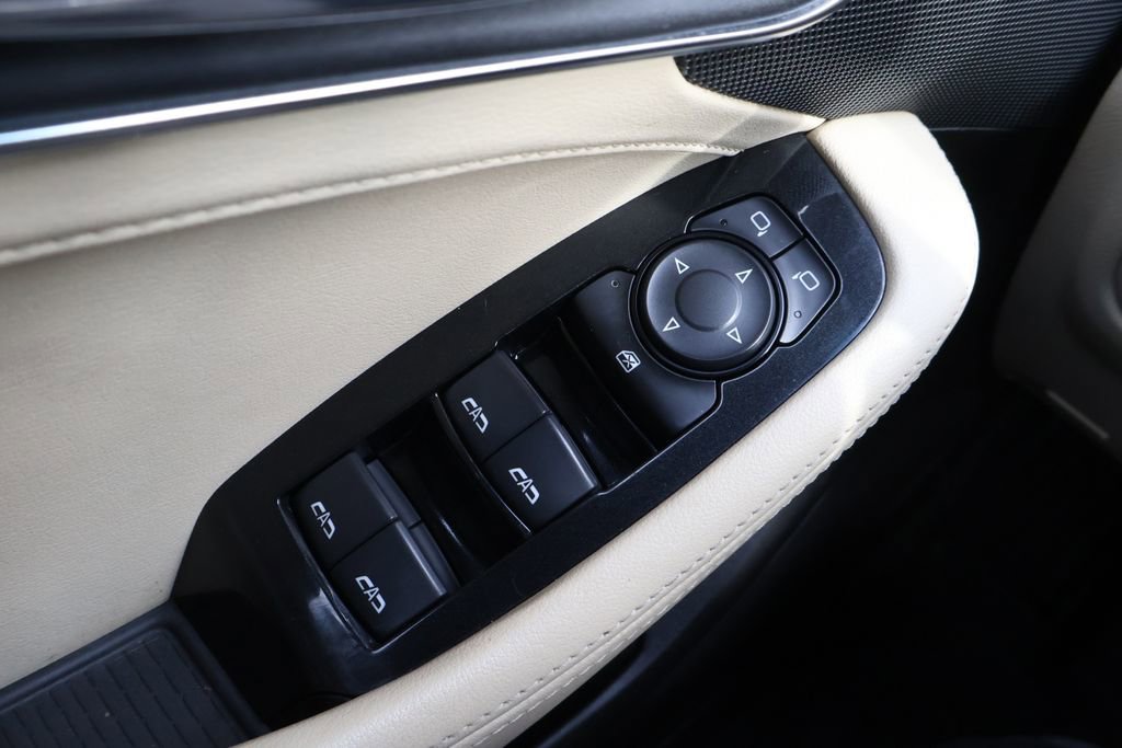 Used 2023 Cadillac CT5 Luxury w/ Cold Weather Package image 36