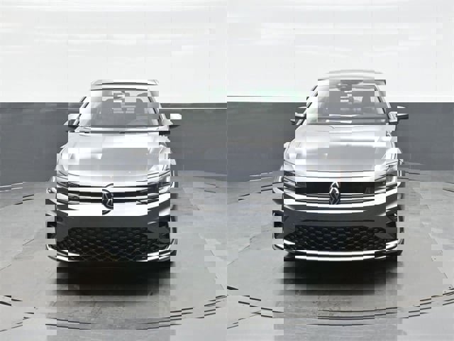New 2026 Volkswagen Jetta SE image 2