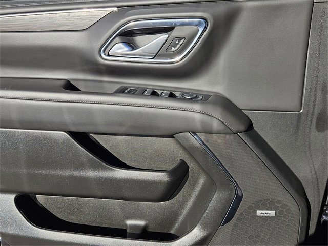 Used 2024 Chevrolet Tahoe Z71 w/ Luxury Package image 23