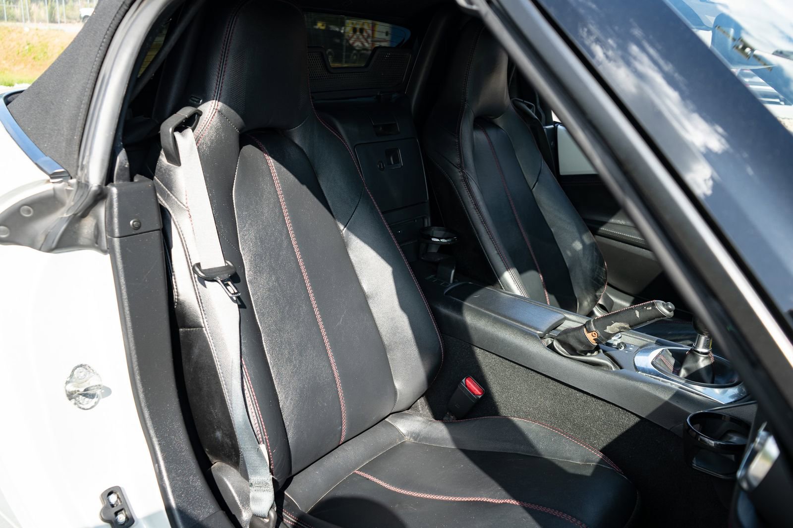 Used 2016 MAZDA MX-5 Miata Grand Touring RWD image 18