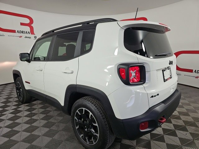 Certified 2023 Jeep Renegade Trailhawk w/ Trailhawk Elite Group image 5