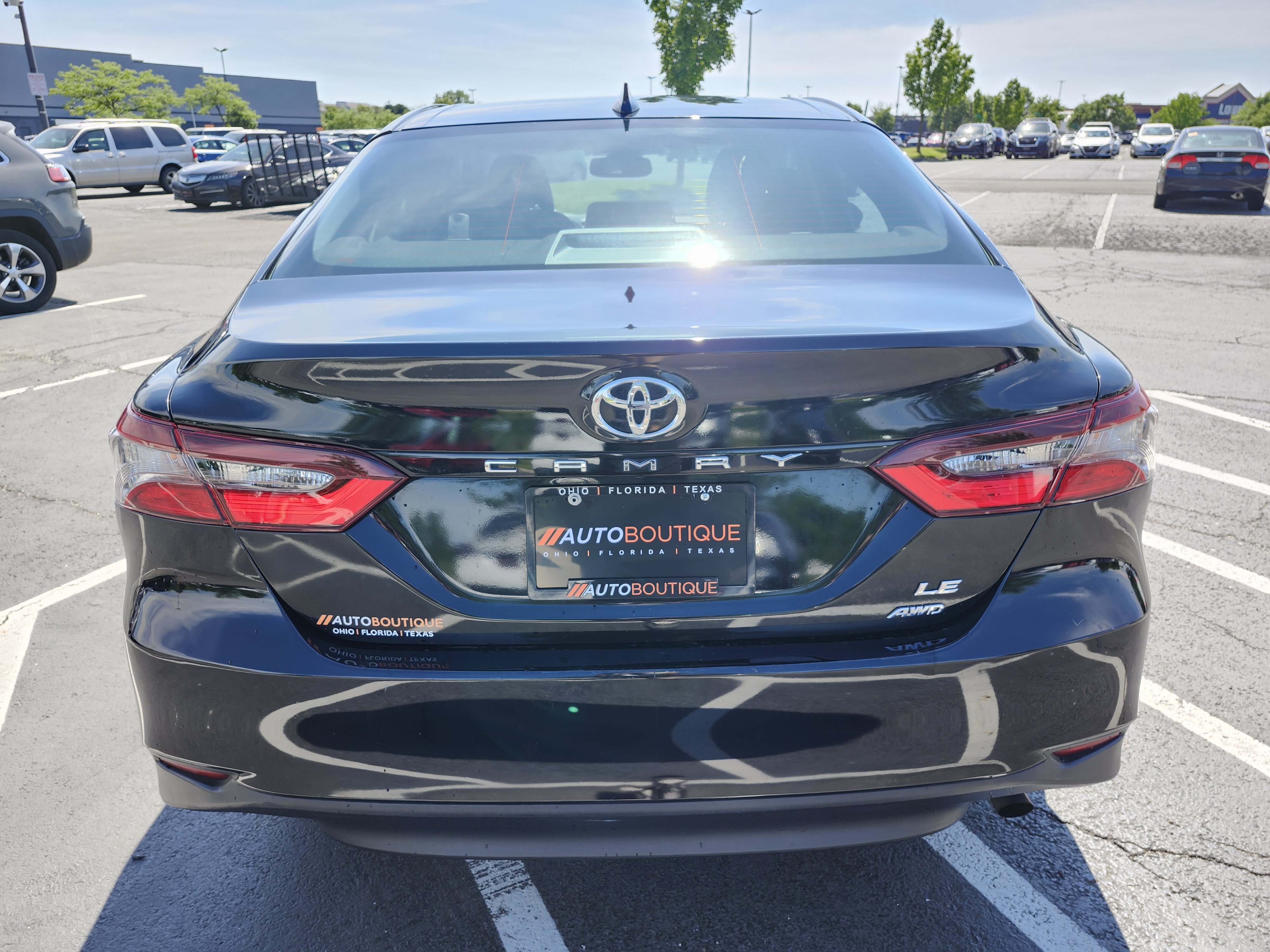 Used 2021 Toyota Camry LE w/ Cold Weather Package AWD/4WD image 15
