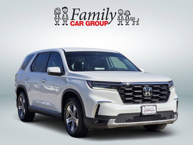 Used 2025 Honda Pilot EX-L image 2