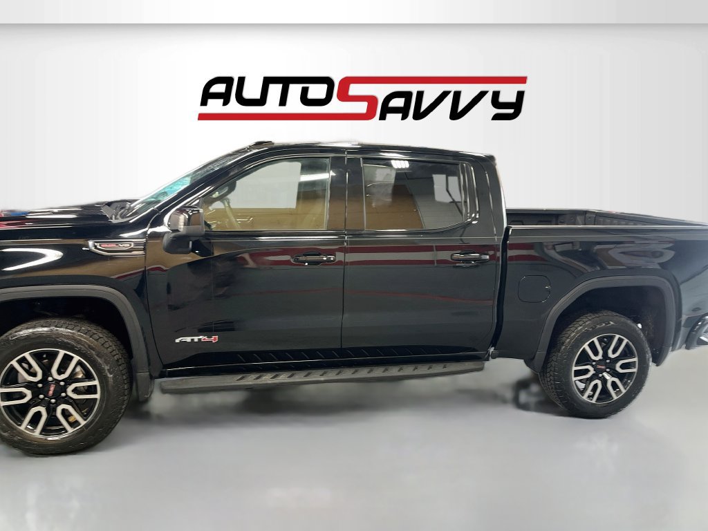 Used 2025 GMC Sierra 1500 AT4 w/ AT4 Premium Package AWD/4WD image 4