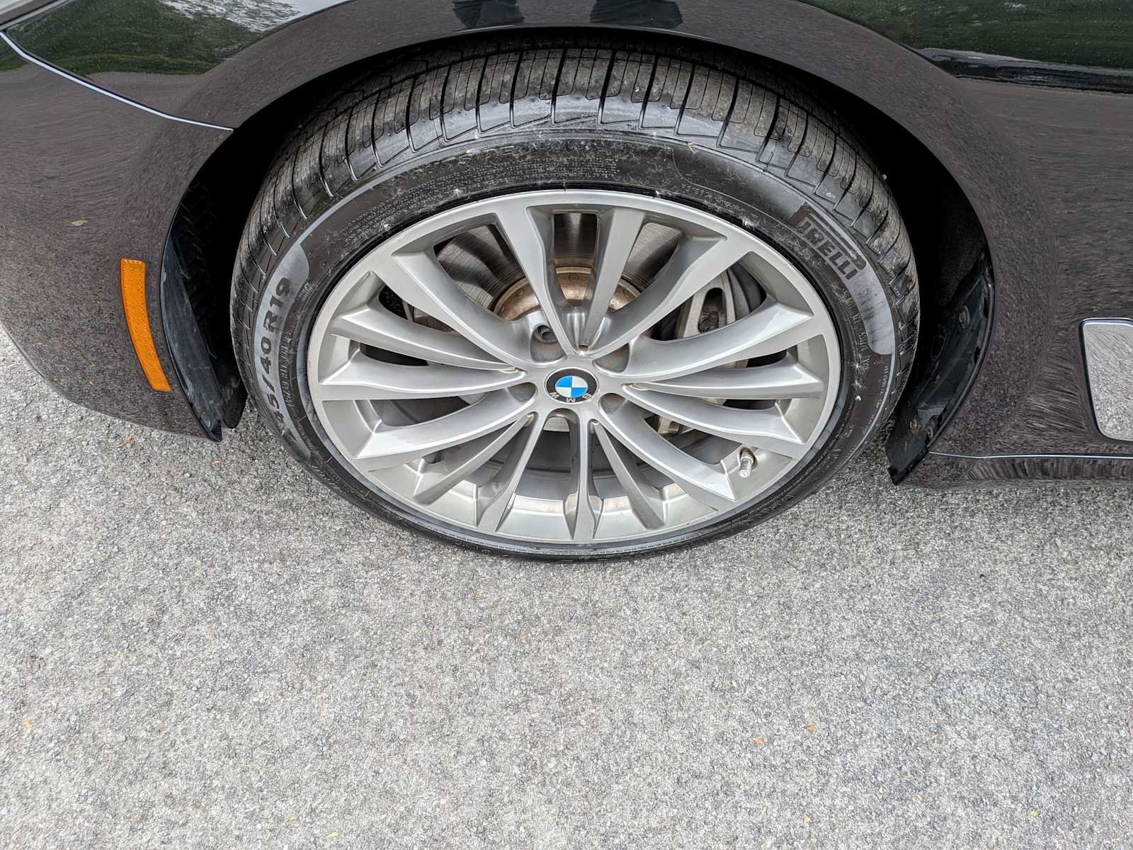 Used 2023 BMW 540i xDrive w/ Executive Package AWD/4WD image 26