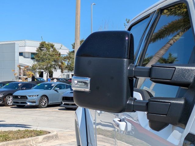 New 2026 Ford F250 Lariat w/ Black Appearance Package image 10