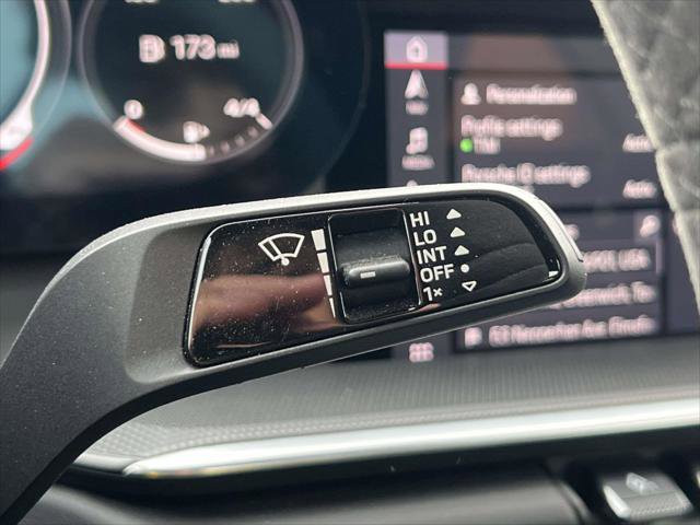 Used 2020 Porsche 911 Carrera 4S image 21