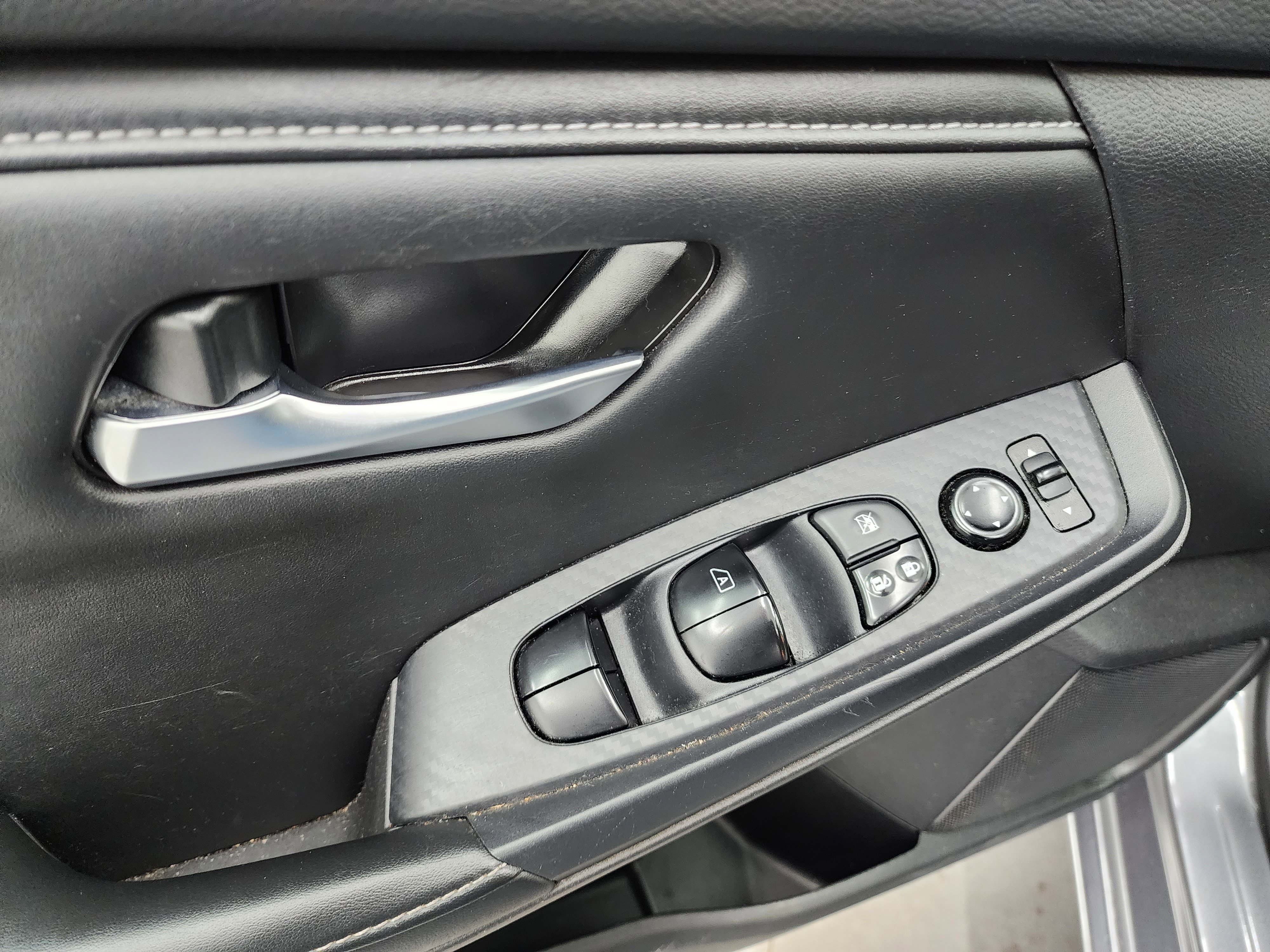 Used 2023 Nissan Sentra SV image 37