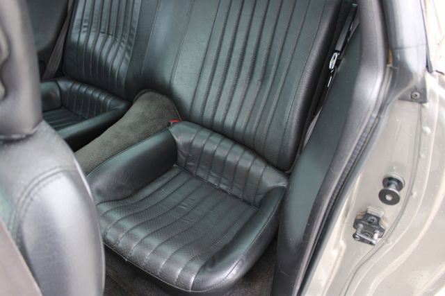 Used 2001 Pontiac Firebird Formula w/ Protection Group RWD image 17