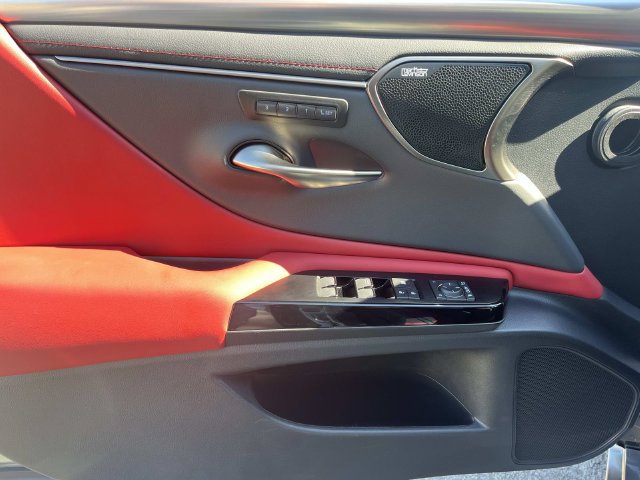 Certified 2025 Lexus ES 350 F Sport FWD image 28