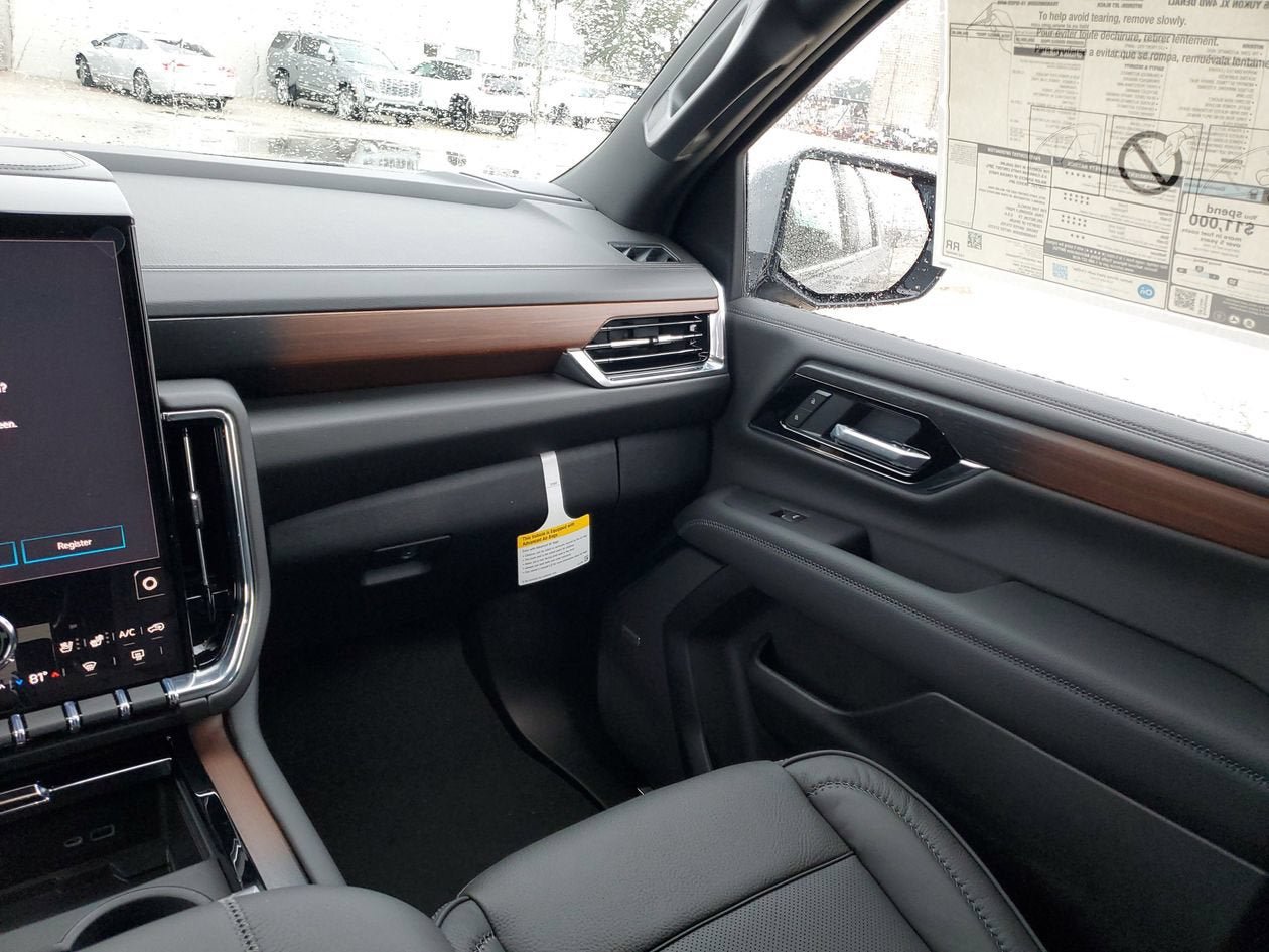New 2026 GMC Yukon XL Denali w/ Sun & Power Step Package AWD/4WD image 15