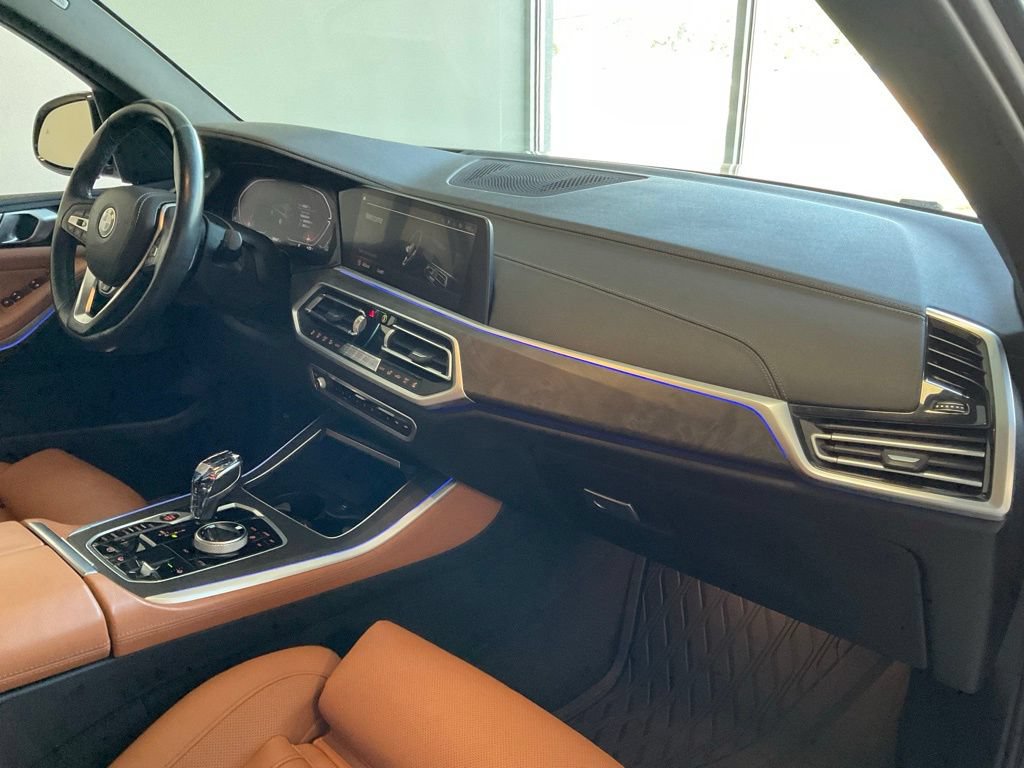 Used 2022 BMW X5 xDrive40i w/ Luxury Seating Package AWD/4WD image 19