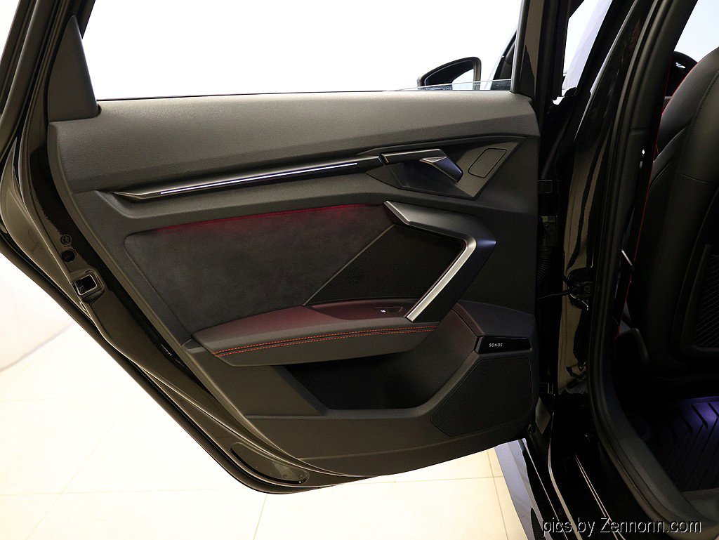 Used 2025 Audi RS 3 image 33