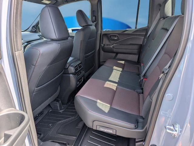 New 2026 Honda Ridgeline Black Edition image 10