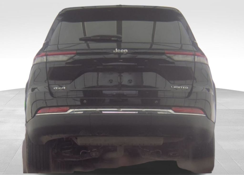 Used 2023 Jeep Grand Cherokee Limited AWD/4WD image 14