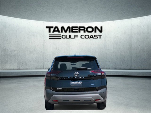 Used 2023 Nissan Rogue S image 4