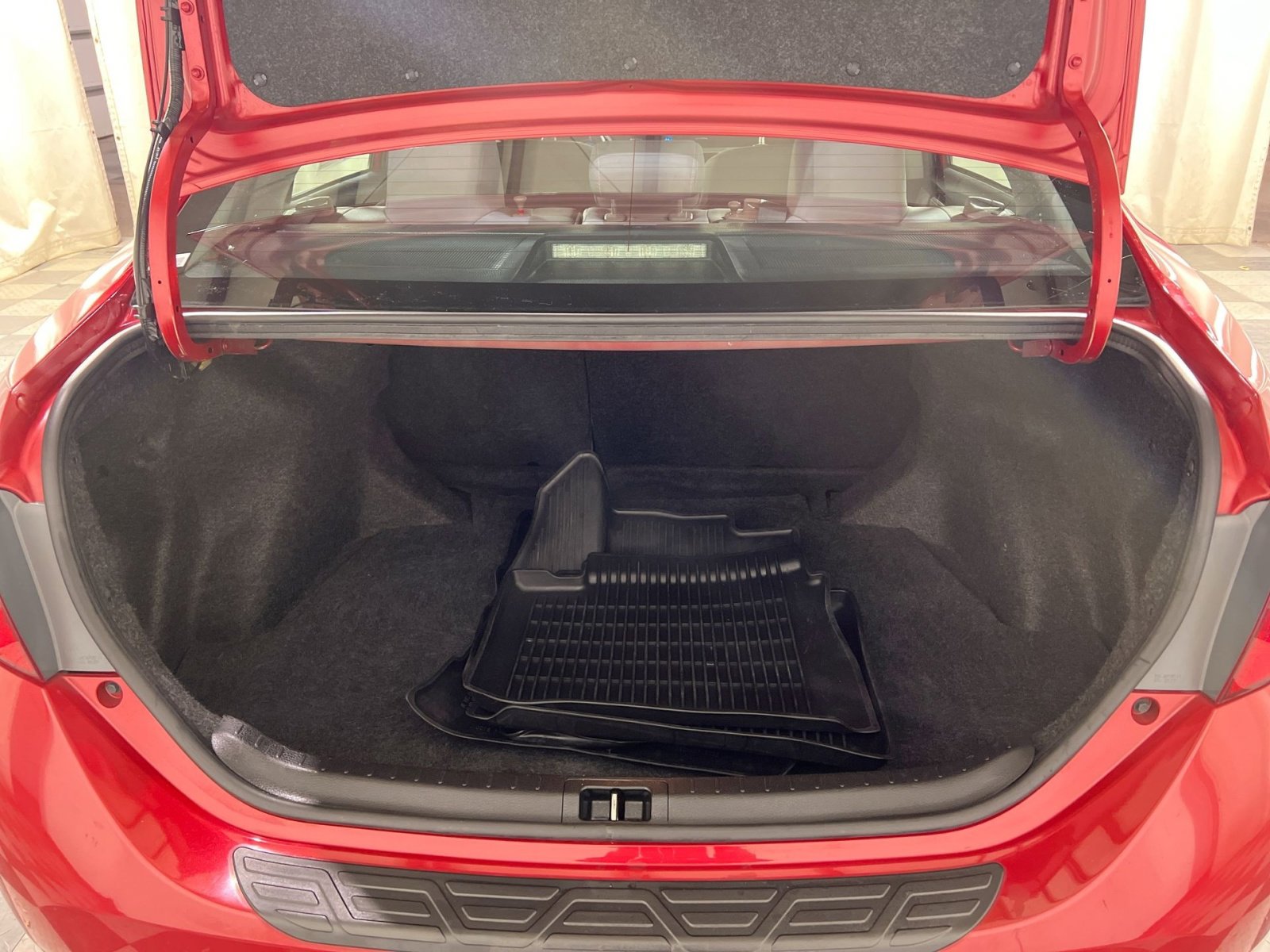 Used 2019 Toyota Corolla L image 24