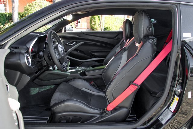 Used 2020 Chevrolet Camaro SS image 16