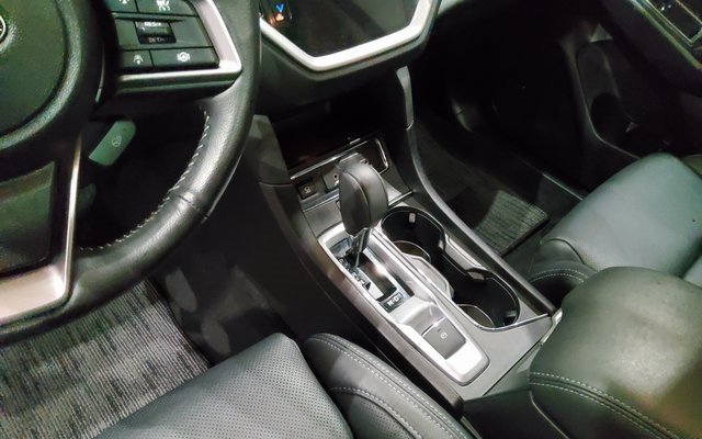 Used 2024 Subaru Ascent Limited w/ Technology Package image 21