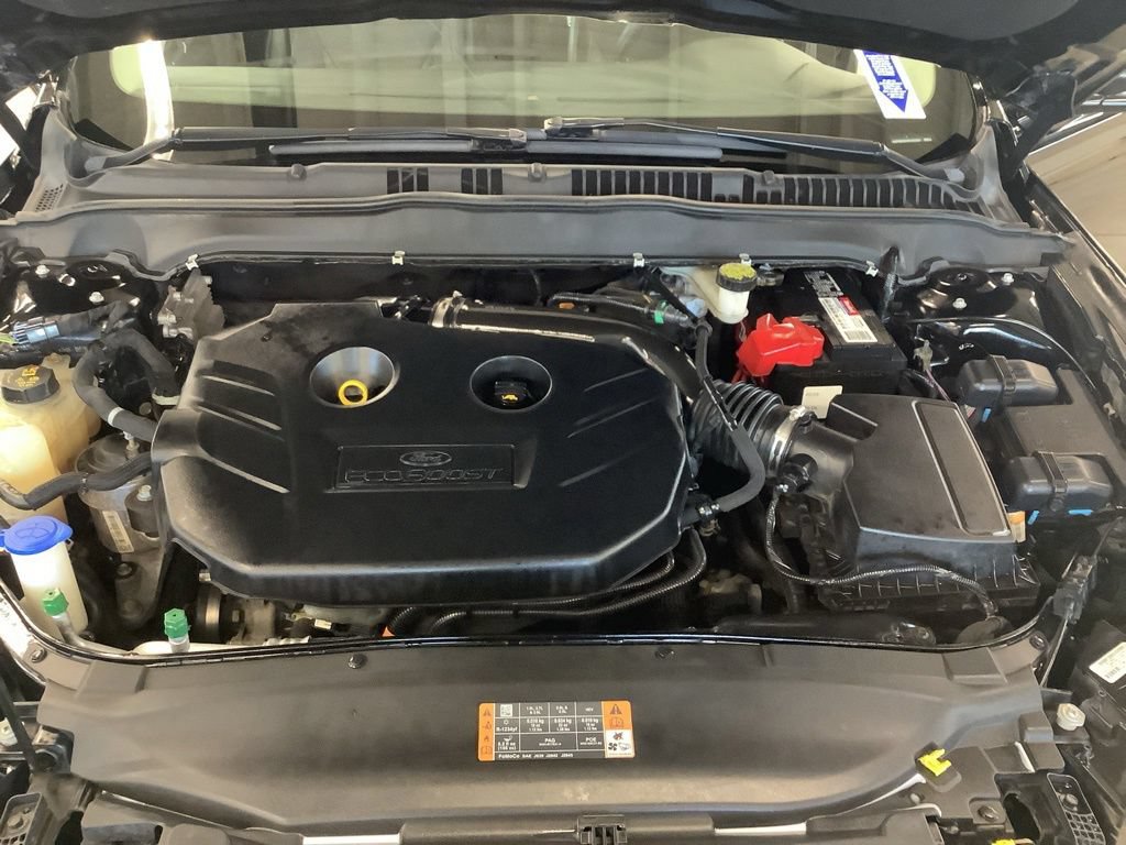 Used 2017 Ford Fusion Titanium FWD image 16
