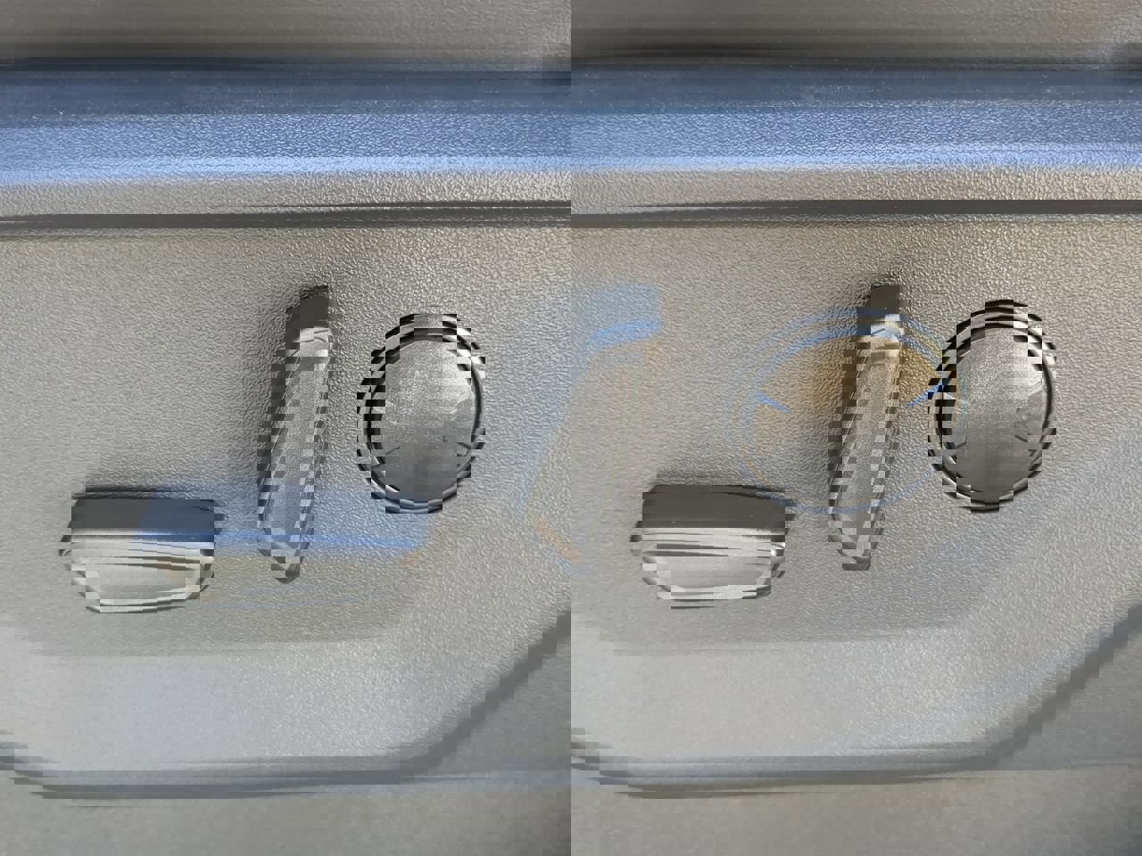 New 2026 Ford Expedition Active image 29