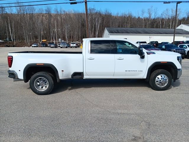 New 2026 GMC Sierra 3500 SLE w/ SLE Value Package image 12