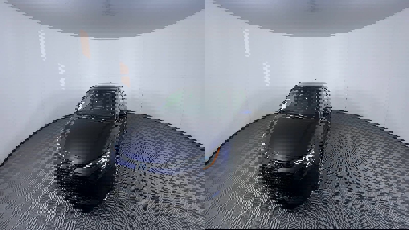 Used 2021 Toyota Corolla LE image 3