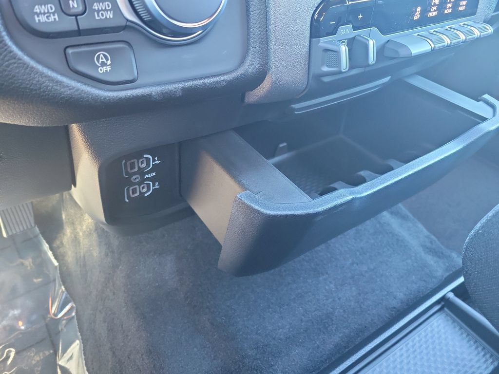 New 2026 RAM 1500 Tradesman AWD/4WD image 19