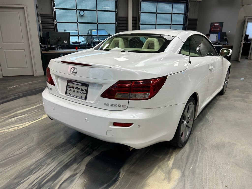 Used 2010 Lexus IS 250C RWD image 31