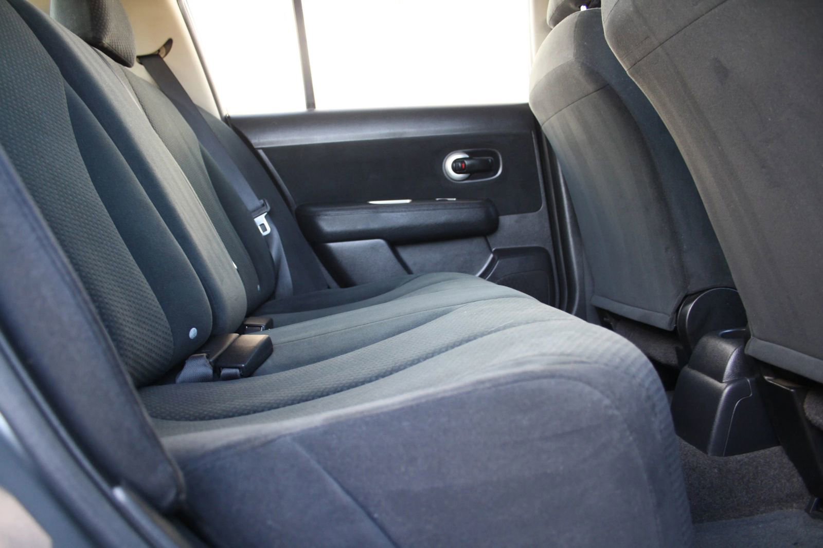 Used 2012 Nissan Versa 1.8 S w/ Special Edition Pkg image 11