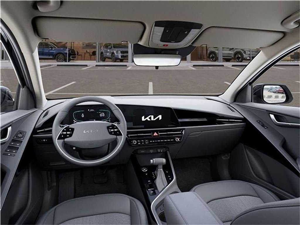 New 2025 Kia Niro EX image 14