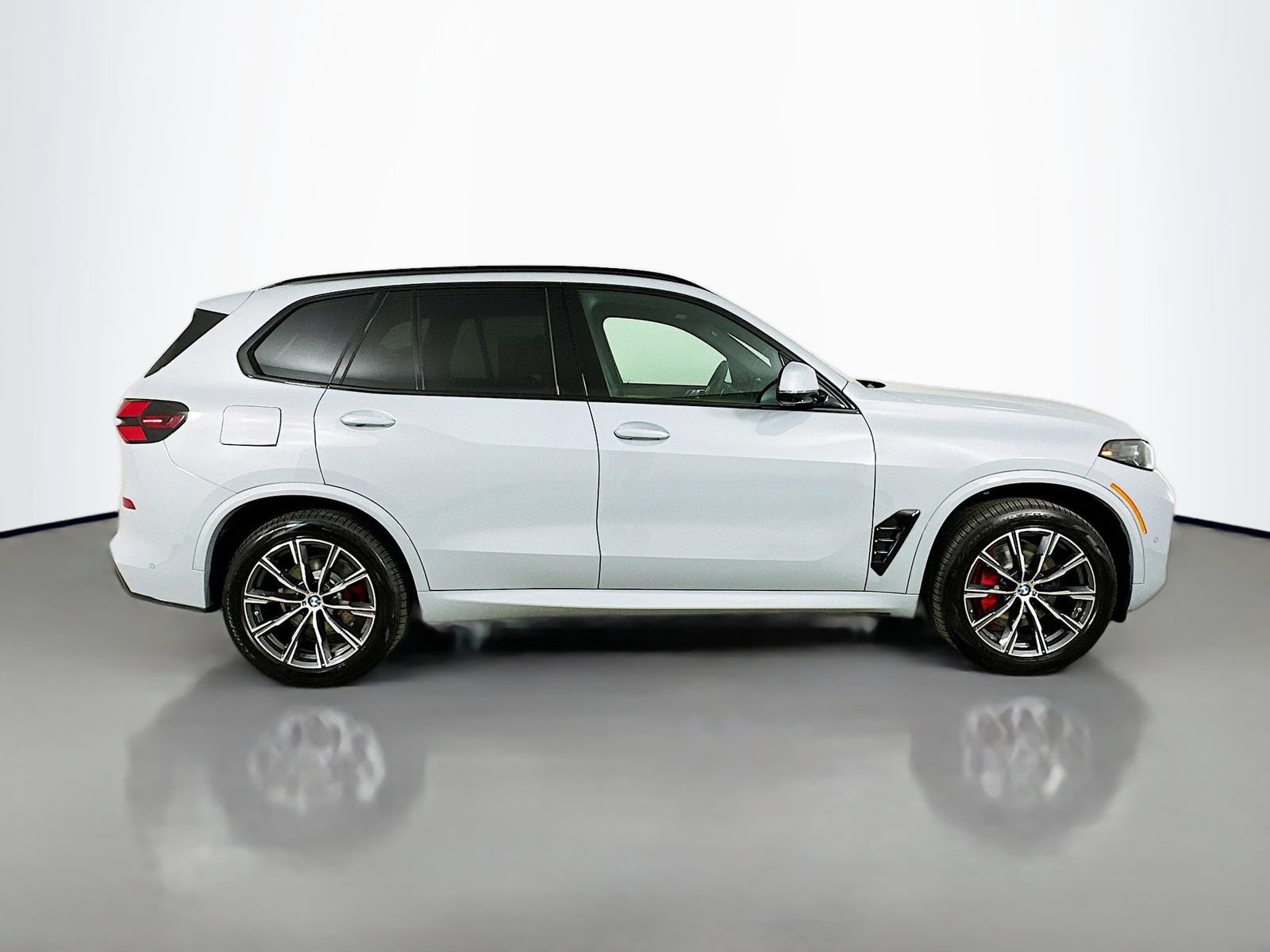 New 2026 BMW X5 xDrive40i w/ Executive Package AWD/4WD image 4