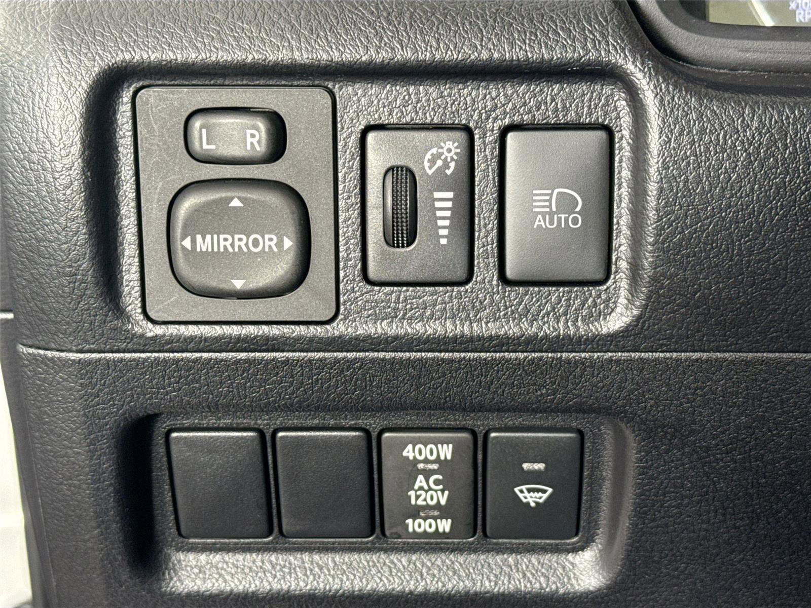 Certified 2024 Toyota 4Runner TRD Off-Road Premium image 15