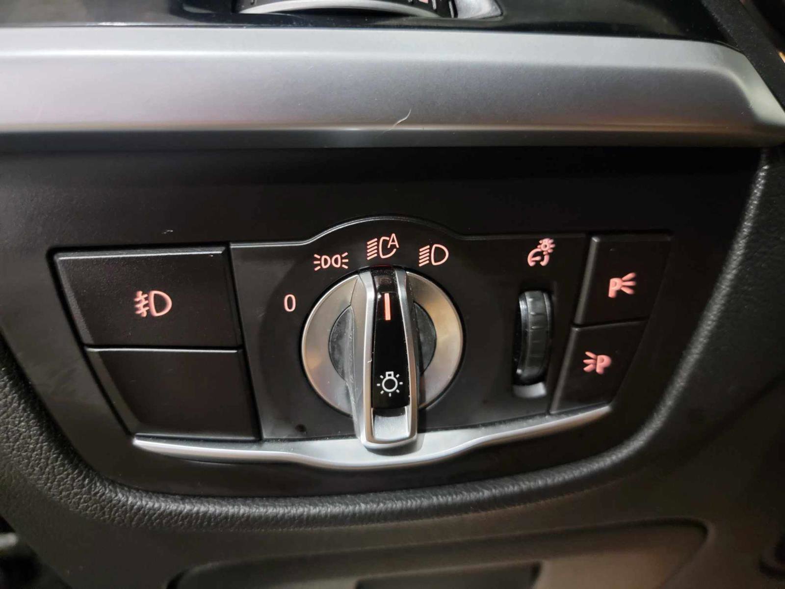 Used 2019 BMW X3 sDrive30i w/ Convenience Package image 39