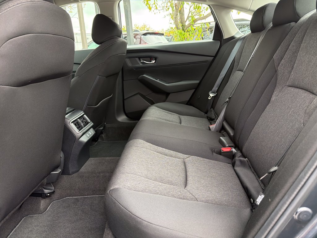 Used 2025 Honda Accord SE image 24