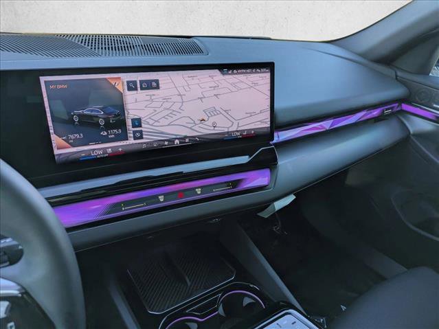 Certified 2024 BMW i5 eDrive40i w/ M Sport Package image 15