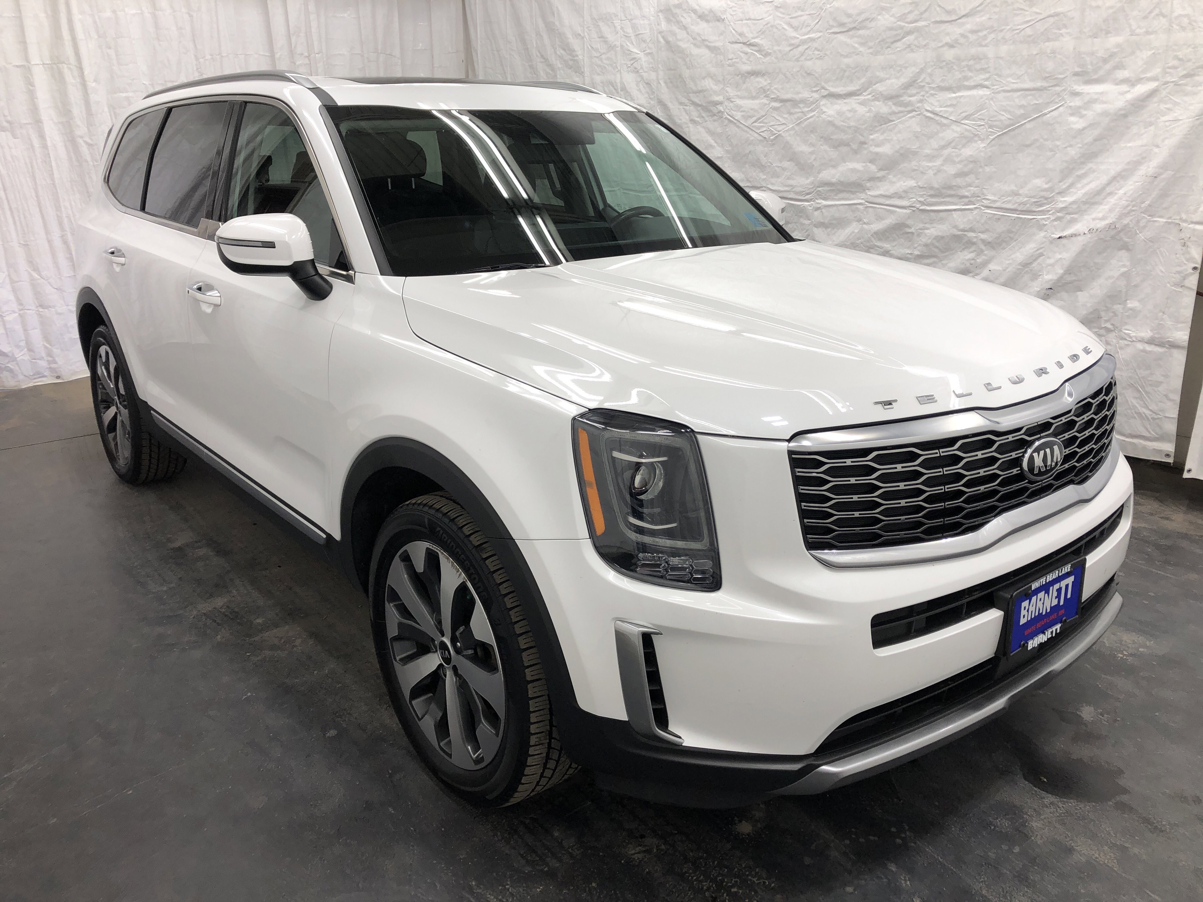 Used 2020 Kia Telluride S image 2