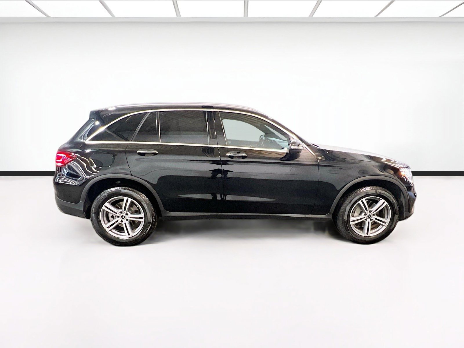 Used 2022 Mercedes-Benz GLC 300 4MATIC image 23