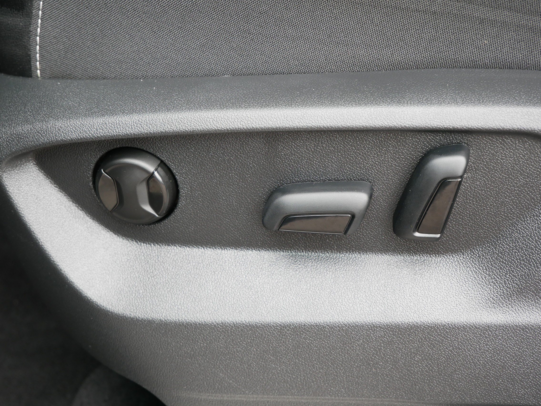 Certified 2024 Volkswagen Atlas SE AWD/4WD image 20