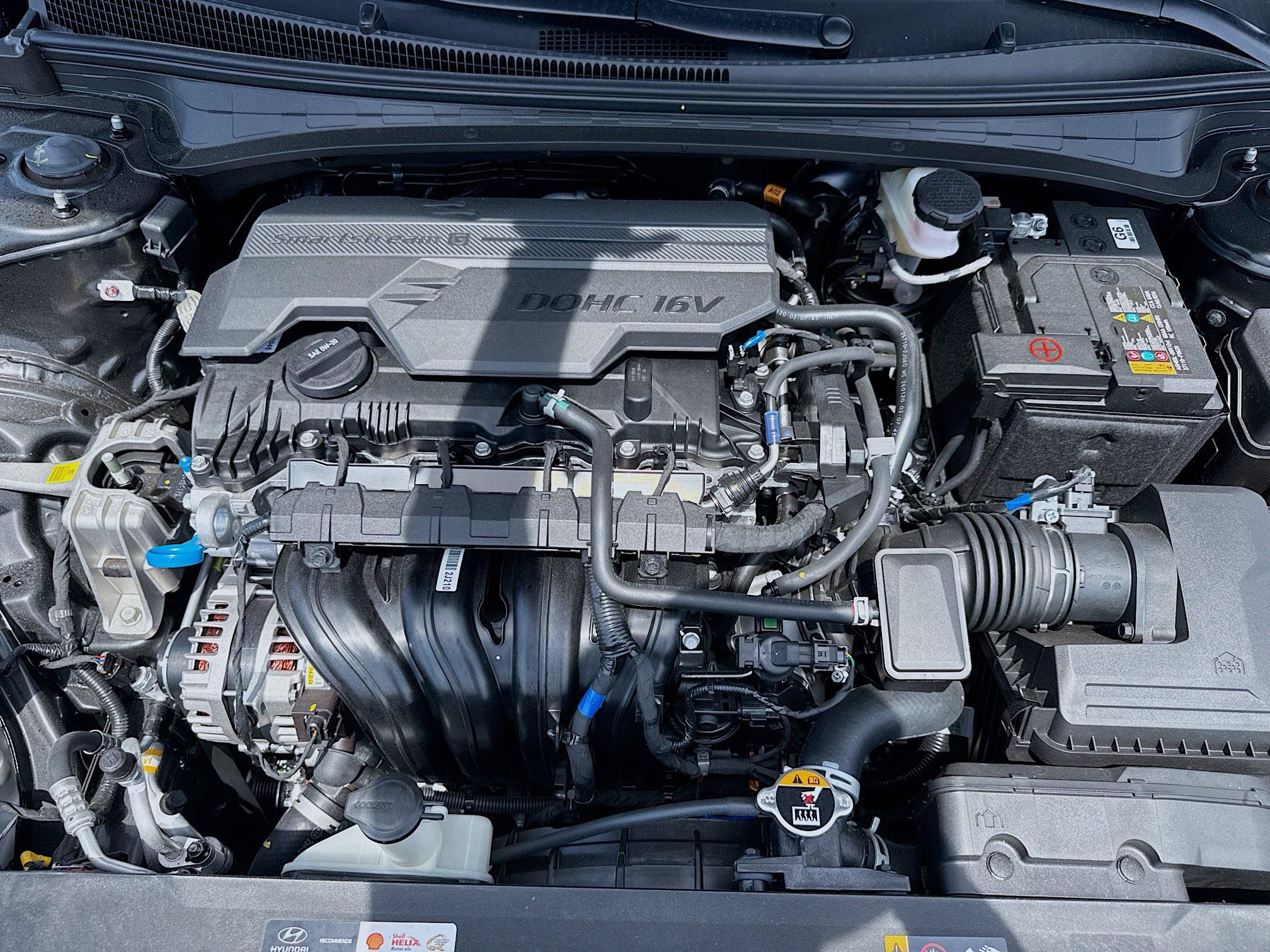 New 2026 Hyundai Elantra Limited FWD image 22