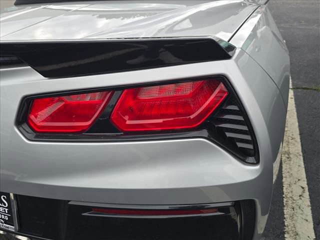 Used 2014 Chevrolet Corvette Stingray Convertible w/ 2LT Preferred Equipment Group RWD image 18